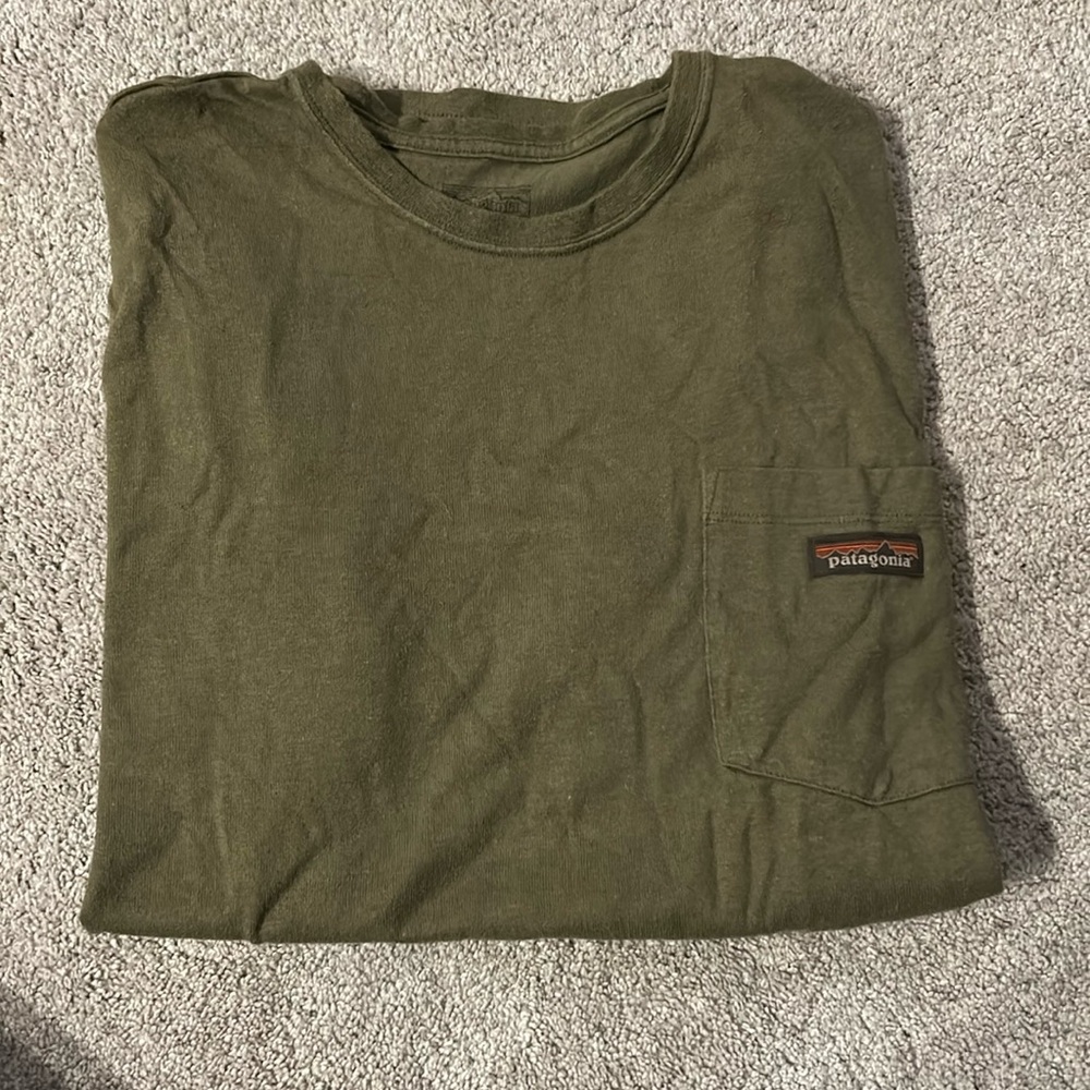 Men’s Patagonia pocket t-shirt